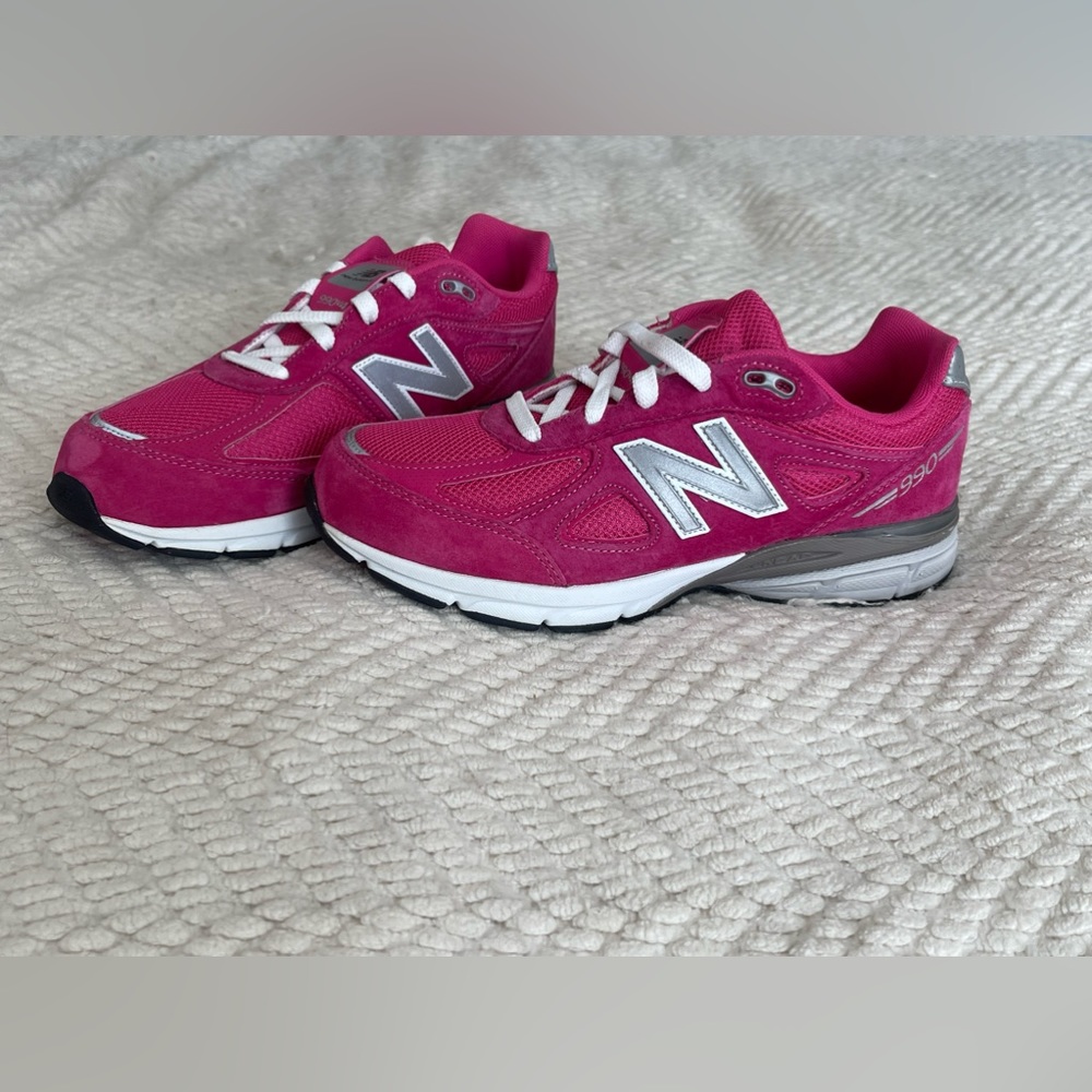 New balance size 6. Never worn